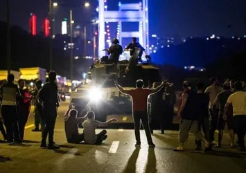 15 Temmuz'da darbeye ekonomik direniş! Teyakkuza geçildi