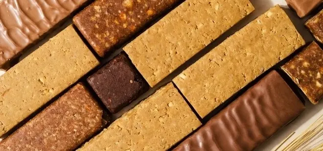 Sağlıklı sandığınız atıştırmalıklar vücudunuza zarar verebilir!