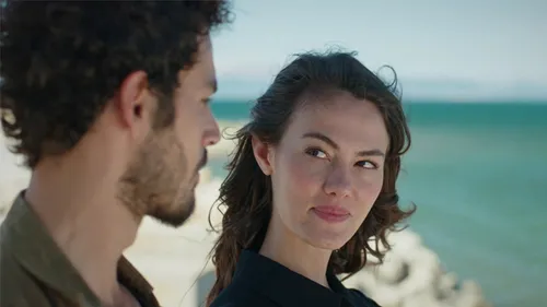 Gül Masalı 11. yeni bölüm 2. fragmanı! "Asla ayrılmayacaksınız, söz mü?"