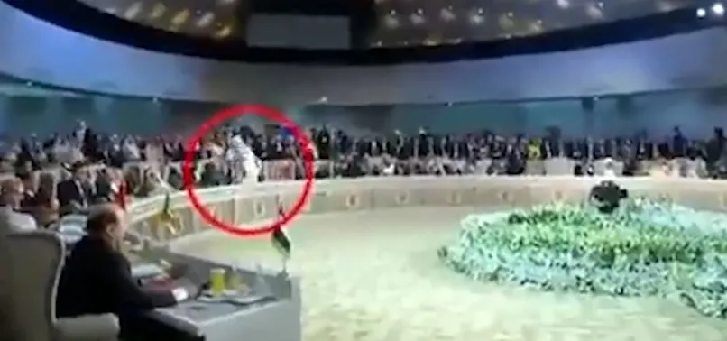 Katar Emiri Al Sani’den Arap Birliği Genel Sekreteri Ahmed Abul Ghait’e sert tepki! Toplantıyı terk etti