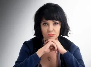 Evrim Akın'ın 6 ay evli kaldığı eşi oyuncu çıktı!