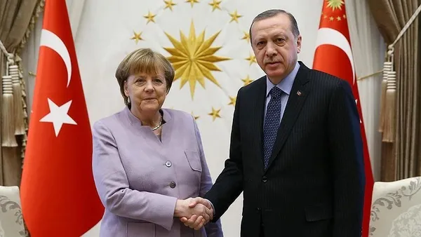 Son dakika: Başkan Recep Tayyip Erdoğan Almanya Başbakanı Angela Merkel ile görüştü!