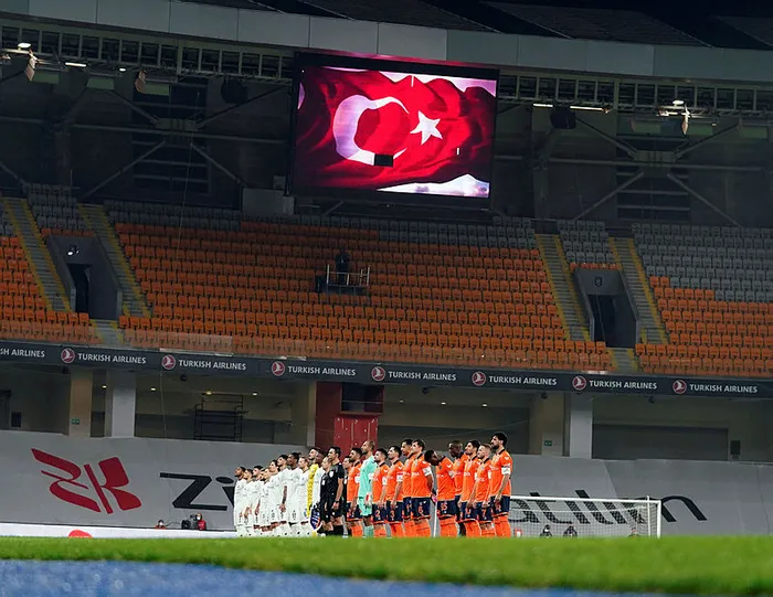 Medipol Başakşehir - Adana Demirspor: 2-1 MAÇ SONUCU ÖZET