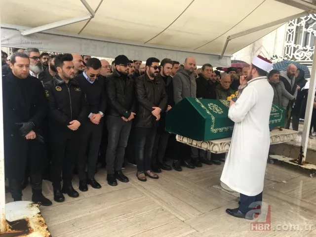 Ünlü şarkıcı Yaşar Gaga son yolculuğuna uğurlandı 20