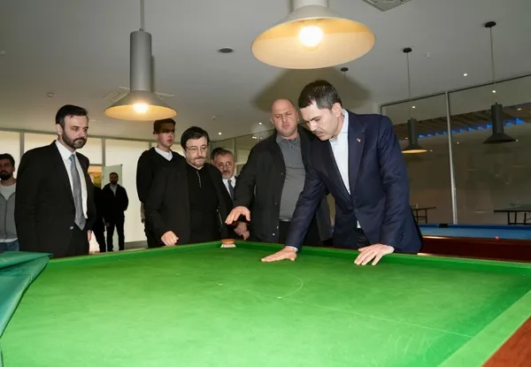 Cumhur İttifakı İBB Başkan adayı Murat Kurum Kasımpaşa Spor Kulübü’nü ziyaret etti! İstanbul her alanda olimpiyatlara, Avrupa şampiyonlarına hazırlanacak