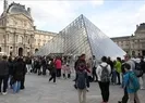 Louvre’dan Avrupalı olmayan ziyaretçilerin girişine yüzde 45 zam