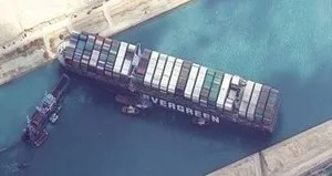 Süveyş Kanalı’nı tıkayan gemi hakkında flaş gelişme