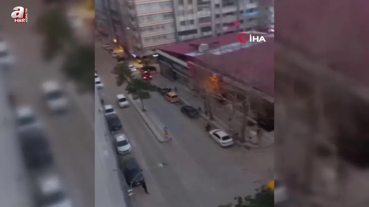 İftar vaktinde bıçaklı kavga kamerada