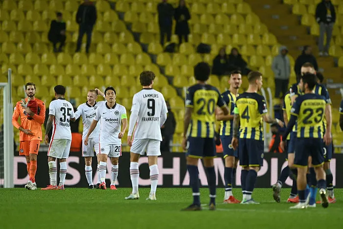 Galatasaray ve Fenerbahçe’nin muhtemel rakipleri belli oldu! UEFA Avrupa Ligi’nde grup maçları sona erdi