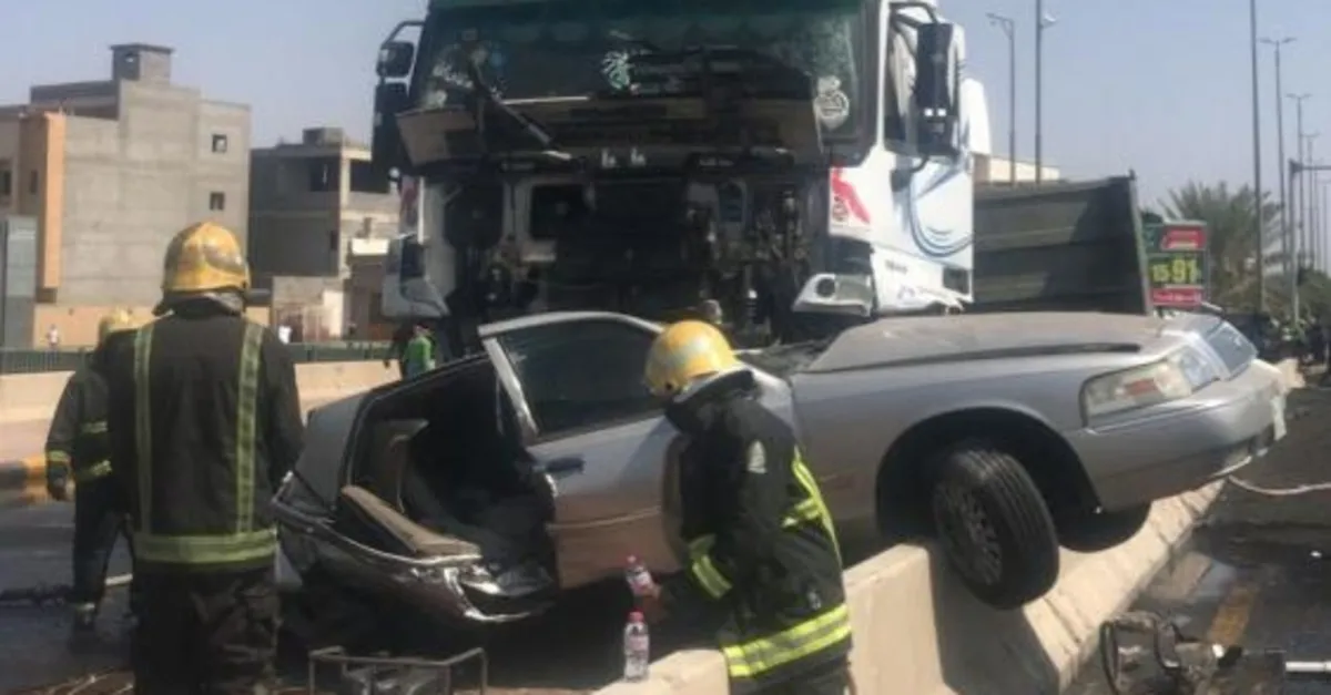 Suudi Arabistan'da TIR otomobilleri biçti: 4 kişi öldü 5 kişi yaralandı