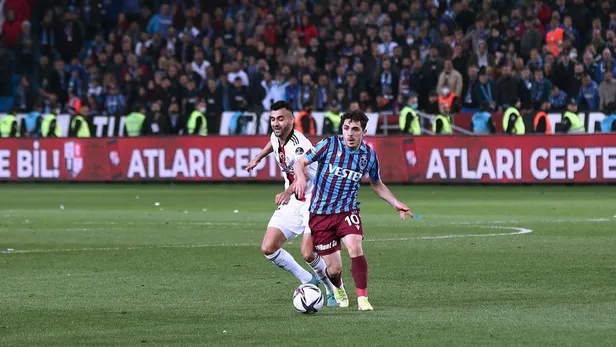 Beşiktaş - Trabzonspor canlı maç izle! BJK - TS derbi maçı canlı izle şifresiz kesintisiz donmadan bedava!