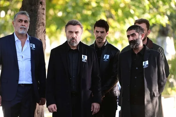 bir-sahne-icin-500-kisilik-ekip-ben-bu-cihana-sigmazamin-yeni-bolumu-nefesleri-kesecek-1667285249951.jpg Bir sahne için 500 kişilik ekip! Ben Bu Cihana Sığmazam’ın yeni bölümü nefesleri kesecek - 1