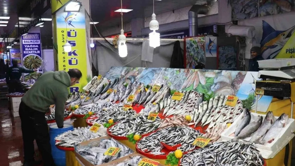 Malatya'da havalar soğudu balığa talep arttı