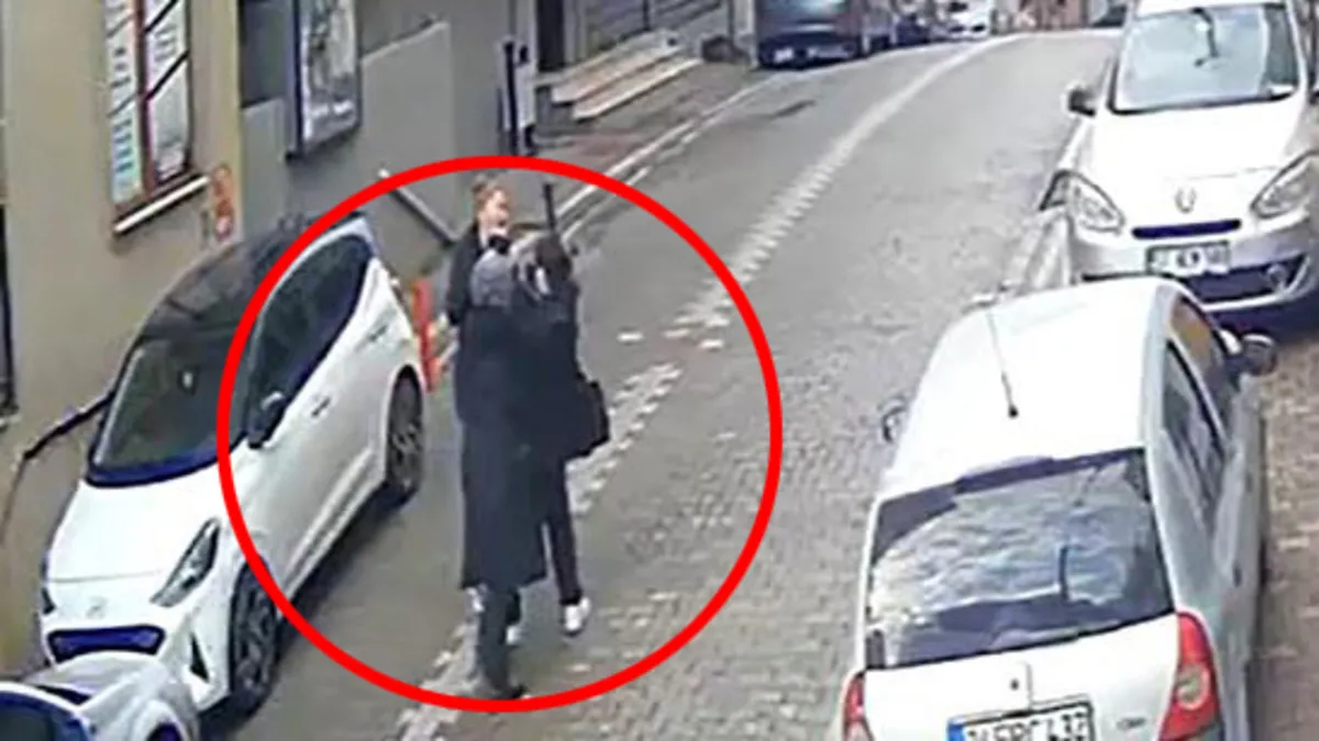 İki kadından sokak ortasında bayıltan dayak