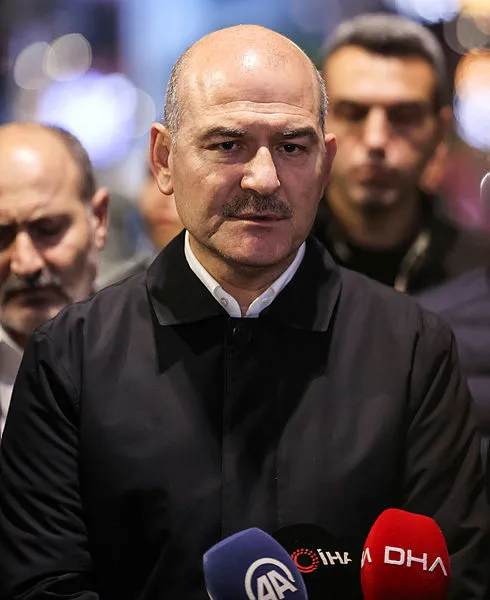 Son dakika: İstiklal Caddesi’ndeki hain saldırı sonrası dikkat çeken detay: Gece yarısı hepsi kaldırıldı