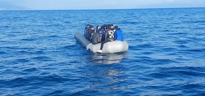 İzmir açıklarında 22 düzensiz göçmen yakalandı