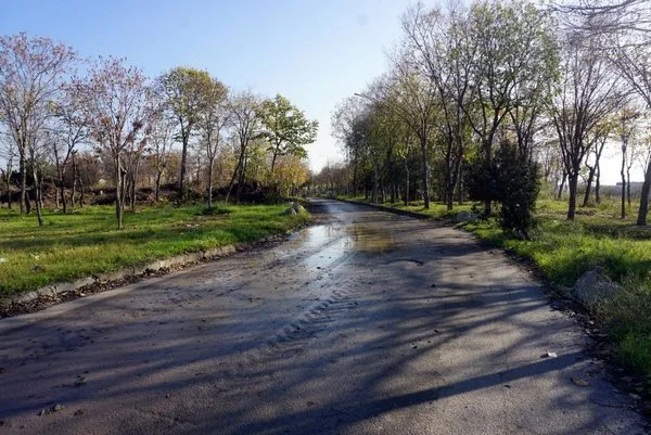 https://iaahbr.tmgrup.com.tr/fb21c0/0/0/0/0/800/534?u=https://iahbr.tmgrup.com.tr/2019/12/09/bakirkoyde-engellilerin-kullandigi-yolda-beton-bariyer-engeli-1575879595938.jpg&mw=600 https://iaahbr.tmgrup.com.tr/fb21c0/0/0/0/0/800/534?u=https://iahbr.tmgrup.com.tr/2019/12/09/bakirkoyde-engellilerin-kullandigi-yolda-beton-bariyer-engeli-1575879595938.jpg&mw=600