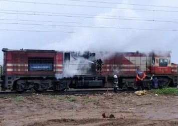Yük treninde yangın! Alevler itfaiye ekiplerini harekete geçirdi