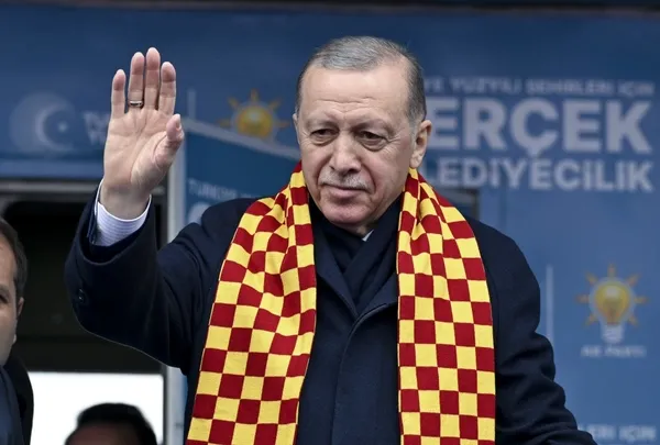 Başkan Recep Tayyip Erdoğan Kayseri’de duyurdu! Emeklilere promosyon müjdesi