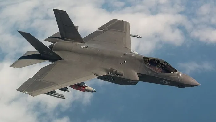 israil-f-35leri-icin-flas-iddia-irani-vurup-donebilecek-sekilde-gelistirdi-1654703846802.jpg İsrail F-35'leri için flaş iddia: İran'ı vurup... - 1