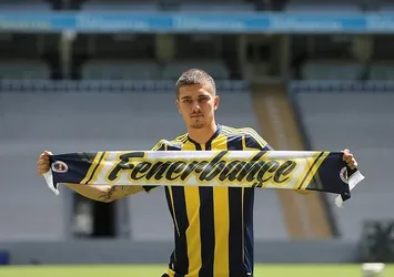 Fenerbahçe'ye 13 yıl sonra Rus futbolcu
