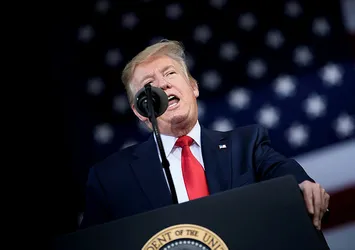 Trump'tan İran'a hem tehdit hem davet