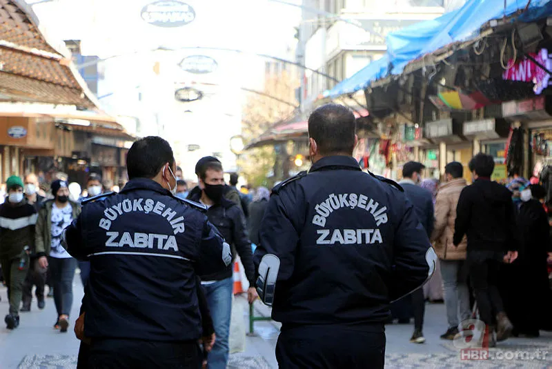 Detaylar belli oldu! Halı sahalar açıldı mı? 2021 Halı sahalar ne zaman, hangi illerde açılacak? Kaça kadar açık? 14