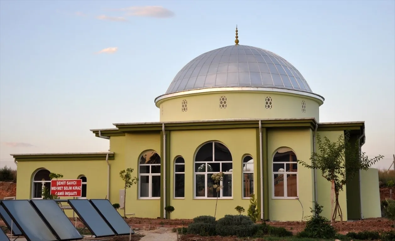 Şehit savcı Kiraz adına yapılan cami hizmete girdi - 1