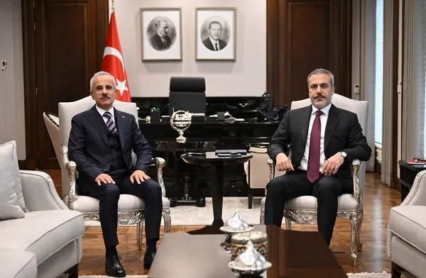 Dışişleri Bakanı Fidan’dan diplomasi trafiği!