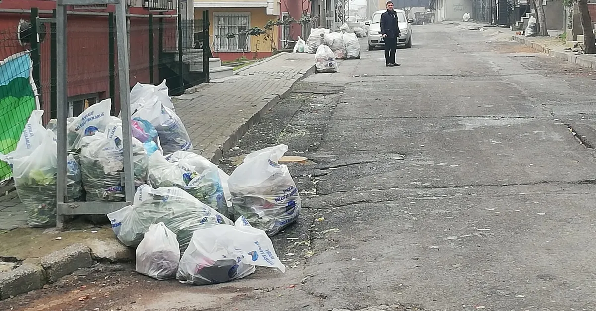 CHP'li Avcılar Belediyesi'nde çöp dağları