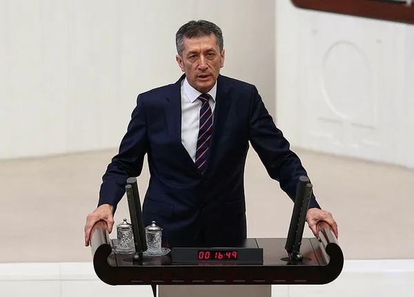 Milli Eğitim Bakanı Ziya Selçuk'tan yeni dönemle ilgili flaş açıklamalar (Milli Eğitim Bakanı Ziya Selçuk kimdir?) - 1