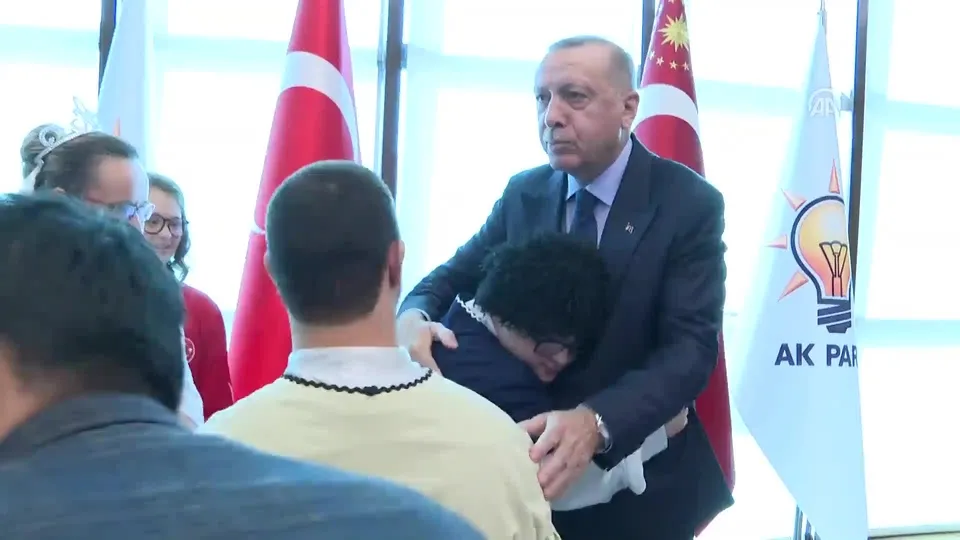 Başkan Erdoğan’dan 19 farklı enstrüman çalan Talha’ya anlamlı jest