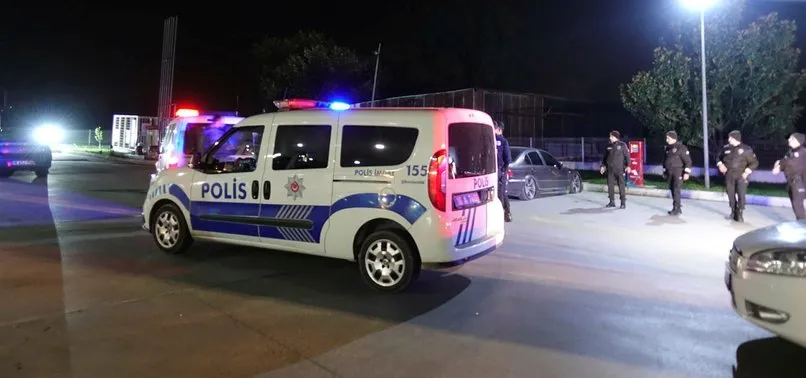 'Dur' ihtarına uymayan şüpheliler ateş açtı: 1 polis yaralandı