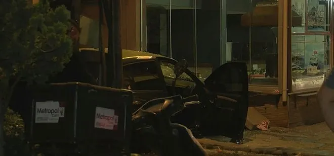 Son dakika: Ataşehir’de korkunç kaza | Otomobil restorana daldı