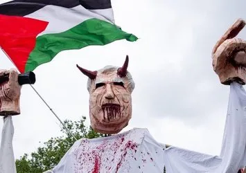 Katil Netanyahu’ya ABD’de dev protesto!
