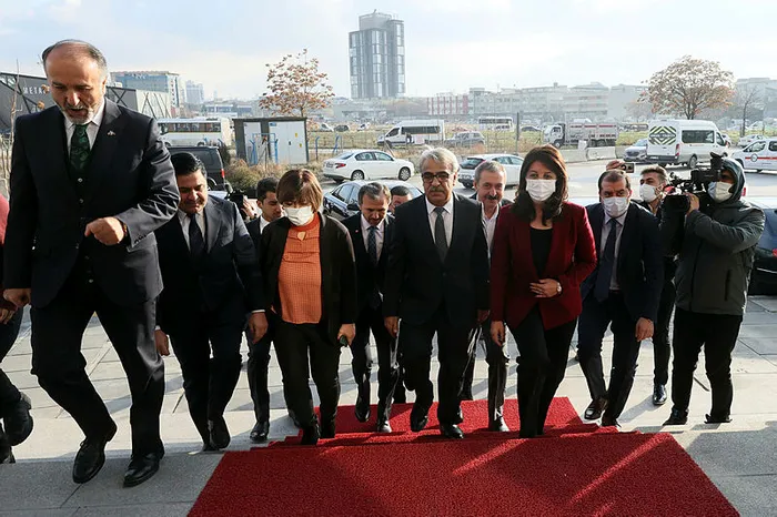 HDP'den Saadet Partisi'ne ziyaret! Temel Karamollaoğlu: Hoşunuza gitmeyecek bir konu var - 1