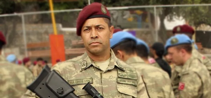 Bir ölür bin diriliriz! Kahramanın izinde 12 bin Ömer Halis