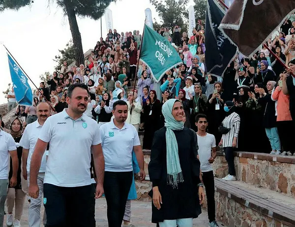 Başkan Recep Tayyip Erdoğan’dan TÜGVA Doğa Kampı’nda gençlere mesaj: Ben de sizlerle beraber fetih rüyaları görüyorum