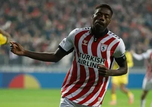 Anthony Musaba Fenerbahçe'de!  4.5 yıllık sözleşme imzalandı