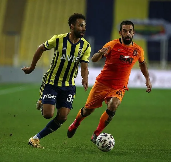 arda-turana-emre-belozoglu-modelifatih-terim-onu-sportif-direktorluk-gorevi-icin-dusunuyor-1625327388604.jpeg İşte Fatih Terim'in Arda Turan planı! Yeni sözleşme imzalanacak mı? - 6