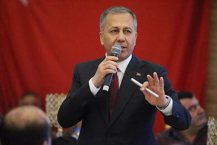 icisleri-bakani-yerlikayadan-terorle-mucadele-mesaji-son-terorist-etkisiz-hale-getirilinceye-kadar-1710878822445.jpeg İçişleri Bakanı Yerlikaya'dan terörle mücadele mesajı: "Son terörist etkisiz hale getirilinceye kadar..." - 1
