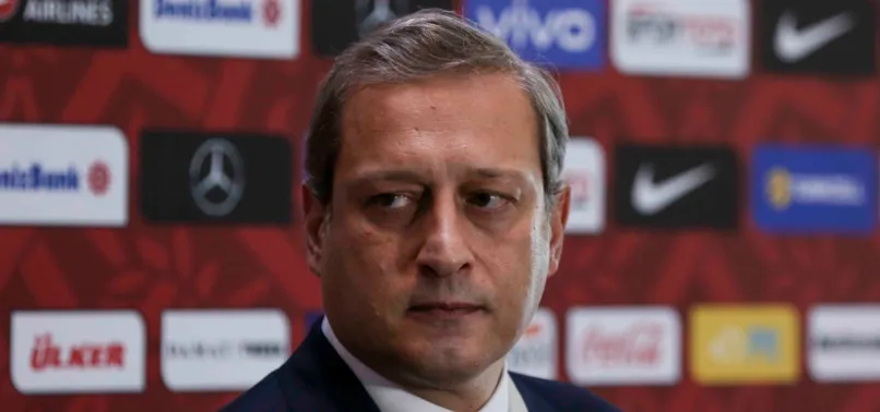 Galatasaray Başkanı Burak Elmas'tan TFF'ye sert sözler: Diz çöktürme çabası var