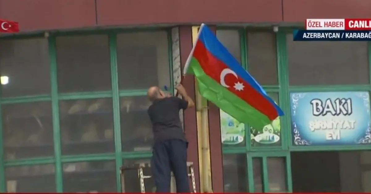 A Haber Sicak Bolge Karabag Da Vatandaslar Azerbaycan Bayraklari Asiyor Ahaber Son Dakika Video Izle