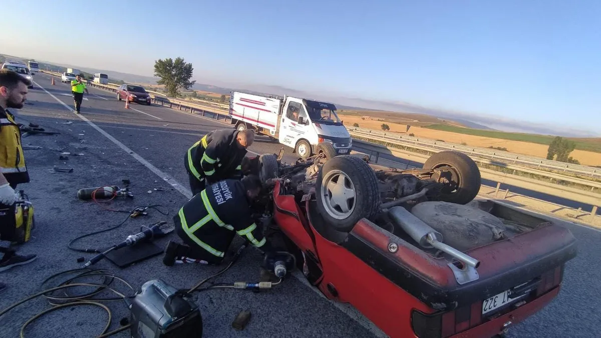 Bilecik'te dehşet veren kaza! Otomobil takla attı: 1 ölü 1 yaralı