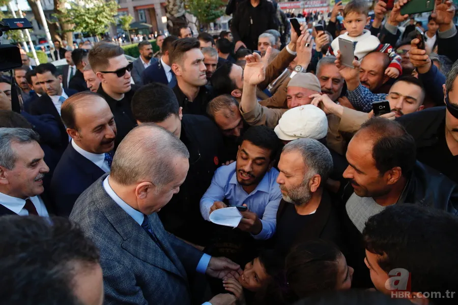 Cumhurbaşkanı Erdoğan'a Şanlıurfa'da sevgi seli! Şehit Muhammed bebeğin ailesiyle görüştü 2