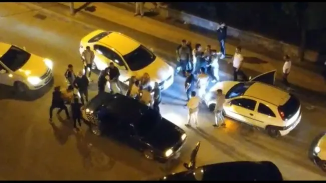 Çorum'da cadde ortasındaki kavgayı imam bu sözlerle ayırdı - 2