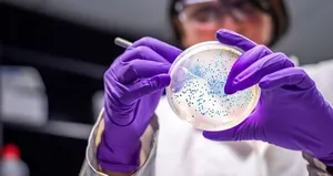 Bir yılda 12 bin mutasyon geçirdi