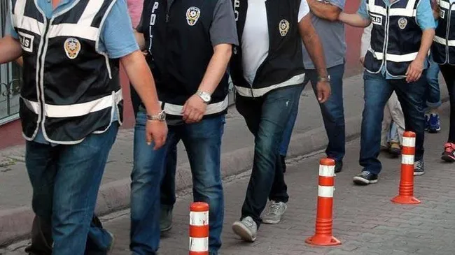 İzmir Başsavcılığı’ndan flaş hamle! 711 askerin ihraç talebi TSK’ya gönderildi - 2