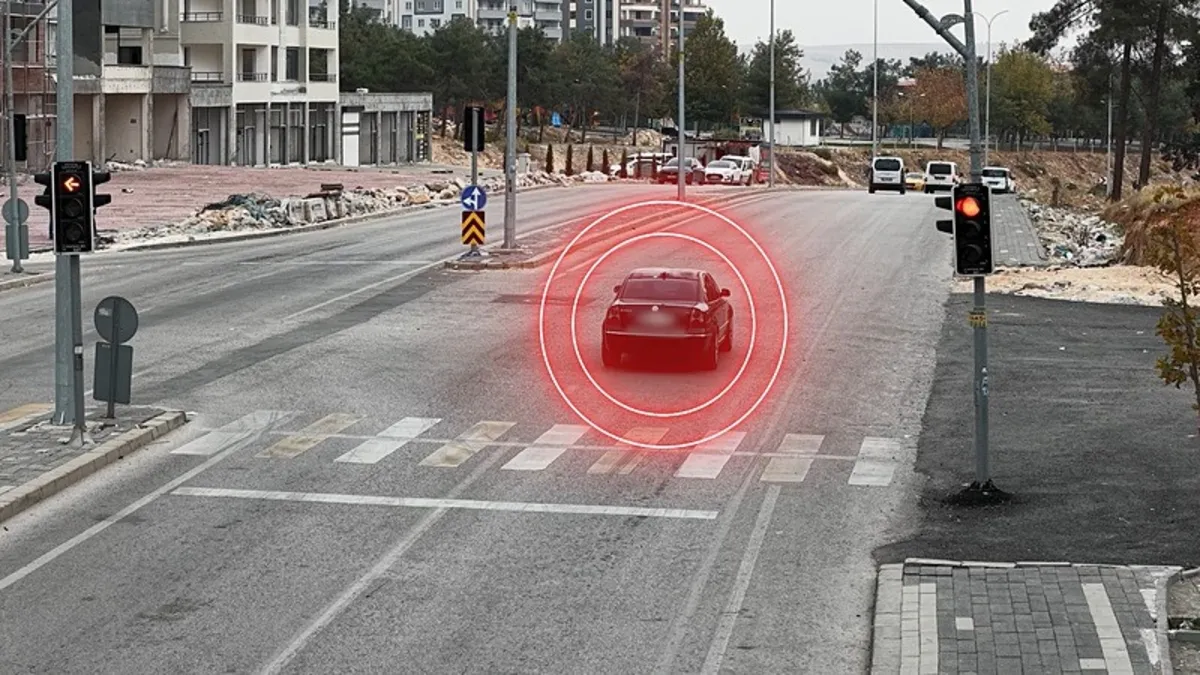 Kırmızı ışıkta geçen 2 bin 719 TL ödeyecek! İşte yeni trafik cezaları