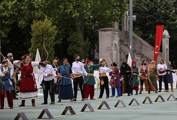 9. Fetih Kupası İstanbul'da gerçekleşti! 30 ülkeden 200’e yakın sporcu İstanbul’da yay gerdi - 1